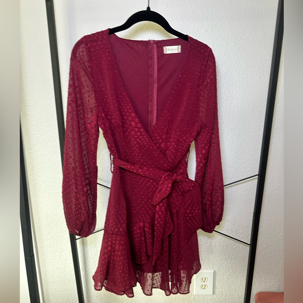 ❤️Altar’d state long sleeve burgundy dress❤️